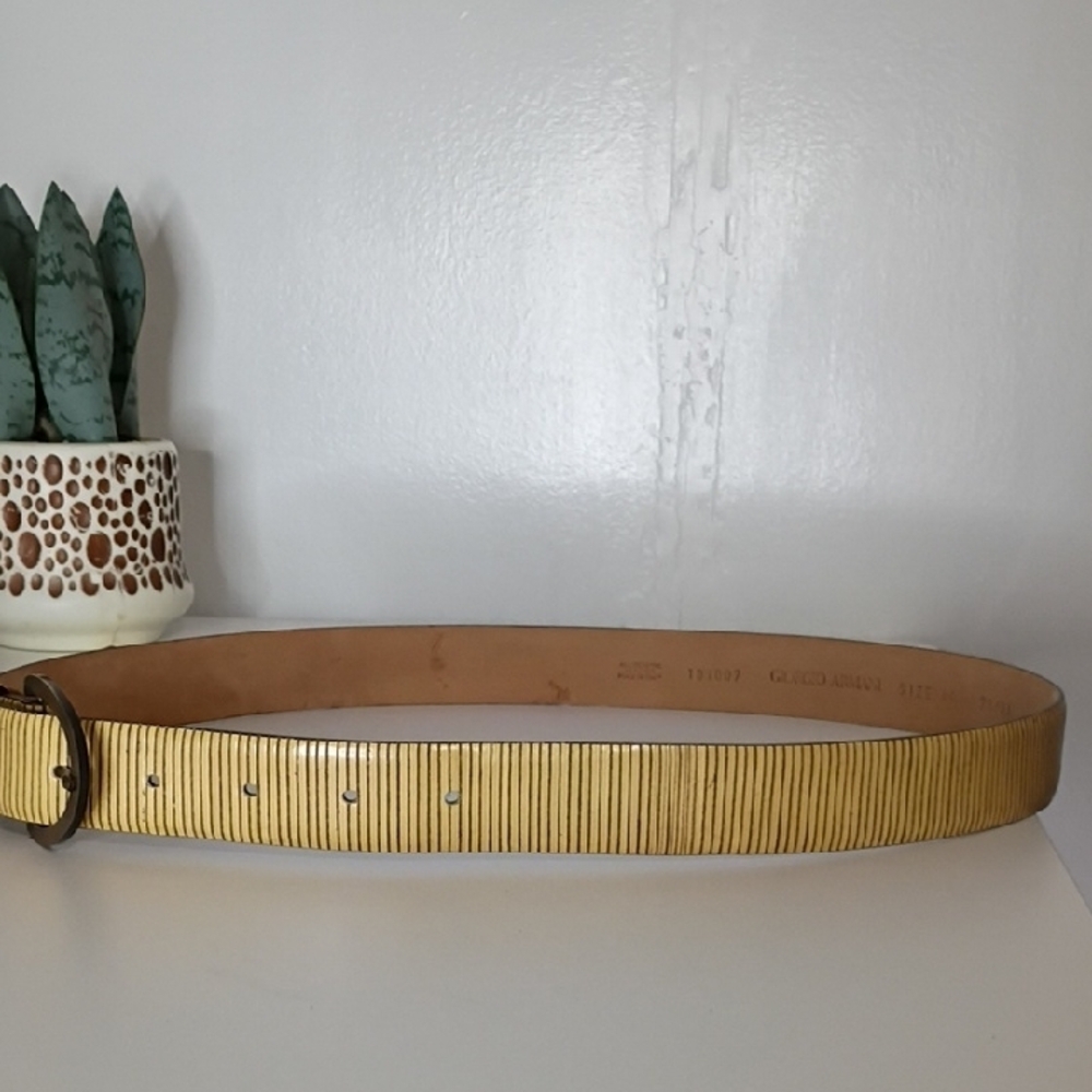 Giorgio Armani Vintage Gold Toned Women's Belt Size 44 - Picture 8 of 12